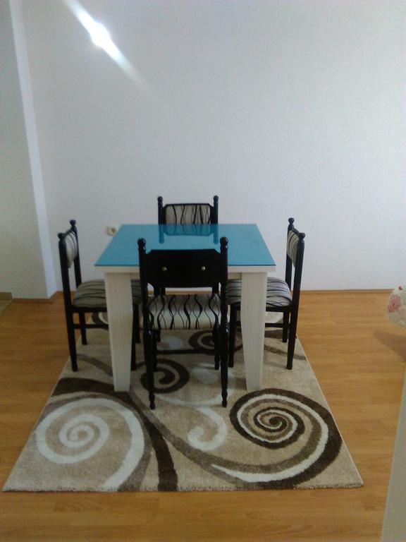 オフリドApartman Strezoskiアパートメント エクステリア 写真